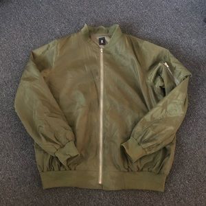 💚 FOREVER 21 Military Green Oversized Jacket💚